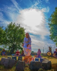 CERCLE autour du feu 🔥 Danse ,chant , respiration