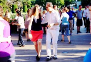 Cours de Lindy hop à la Cité Universitaire tous les jeudis