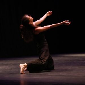 DANSE FEMMES – Danse Contemporaine & Féminin