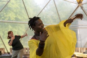 Stage de DANSE SABAR – Khady SARR & Mbar Ndiaye