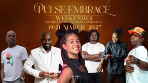 Pulse Embrace Weekender