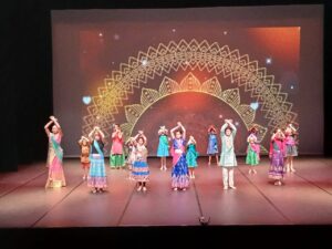 Danses Indiennes / Bollywood – enfants à Saint-Herblain (CSC Grand B)