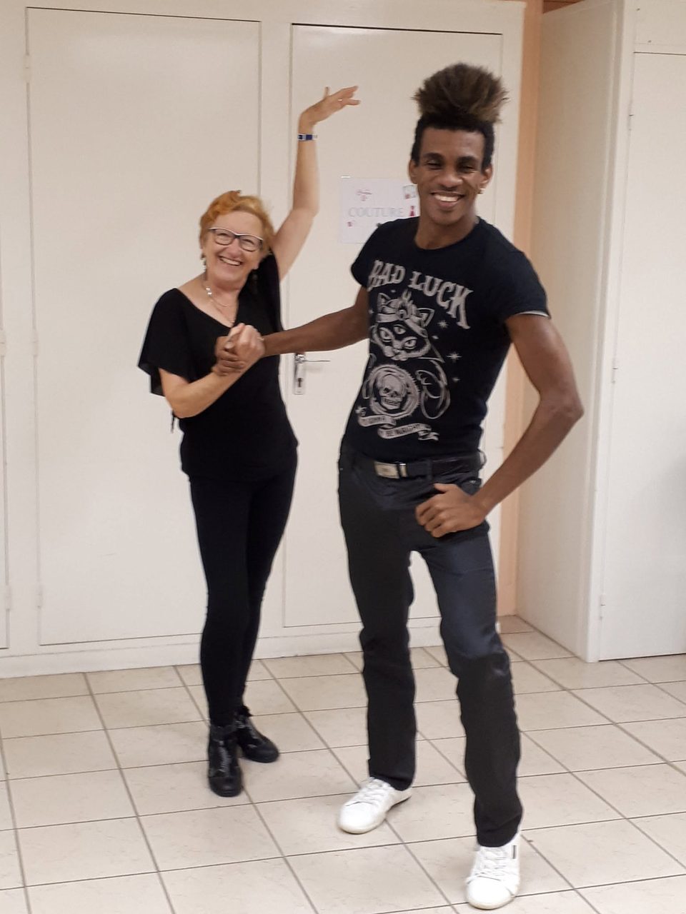 Jeudi 12 novembre et 10 décembre Cours spécial SALSA CUBAINE avec YOVI (CUBA) et Gisèle
