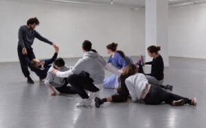 SENS EN MOUVEMENT – Rendez-vous mensuel pour danser