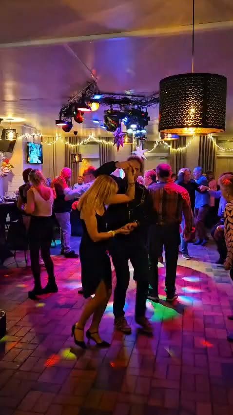 Van oud naar nieuwjaar party&rsquo;26 – &rsquo;27